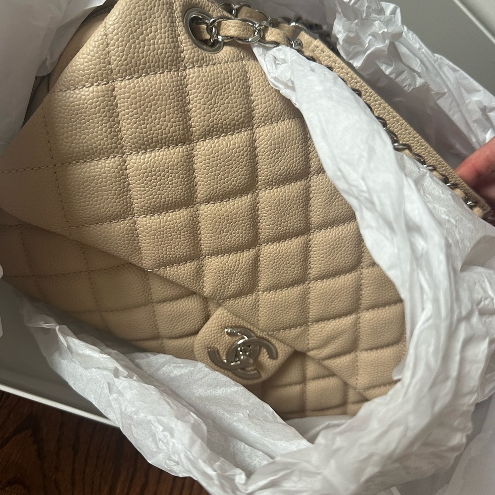 CHANEL Cream Quilted Classic Easy Zip